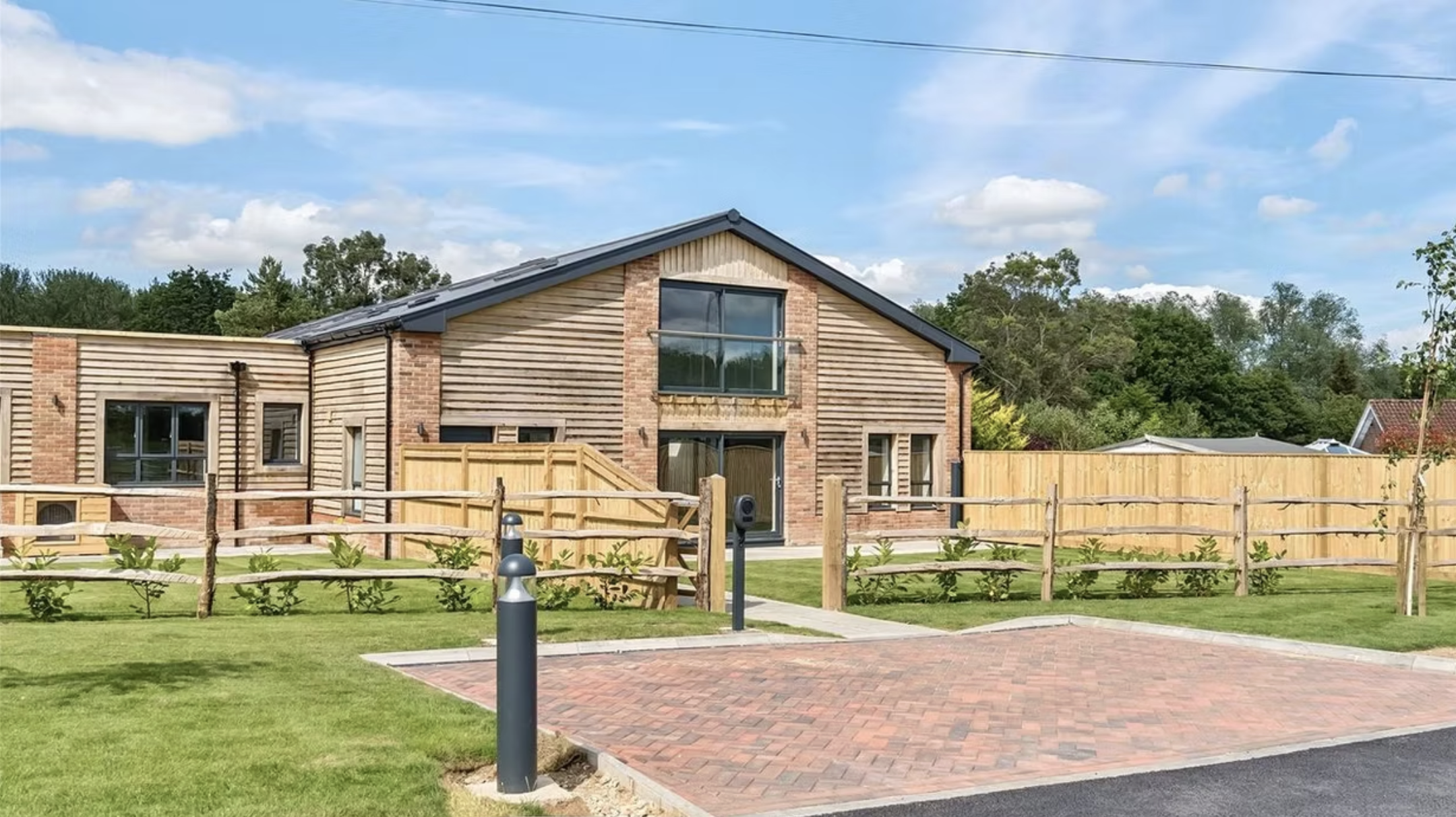1-4 New Barns, Oxted